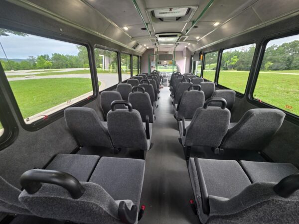 Shuttle Bus 311 - Image 7